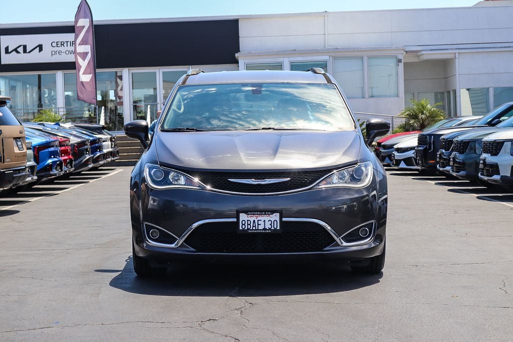 2017 Chrysler Pacifica Touring L Plus