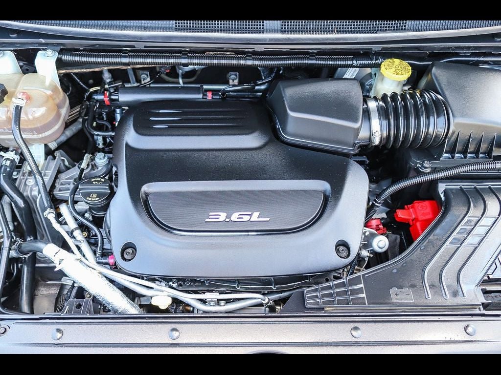 2017 Chrysler Pacifica Touring L Plus