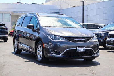 2017 Chrysler Pacifica Touring L Plus