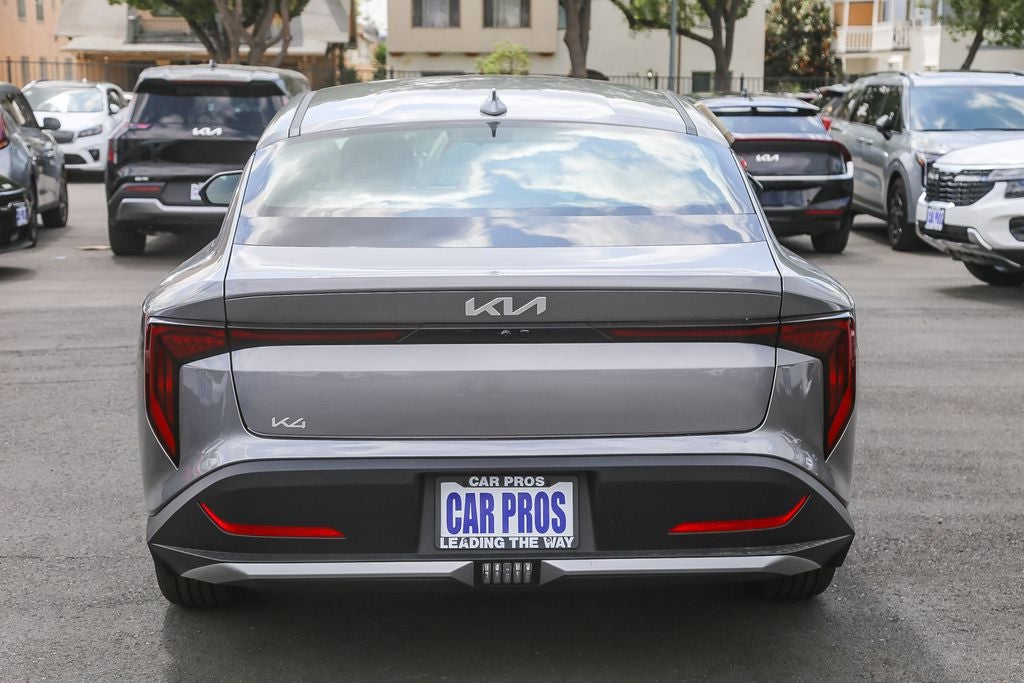 2026 Kia K4 LXS