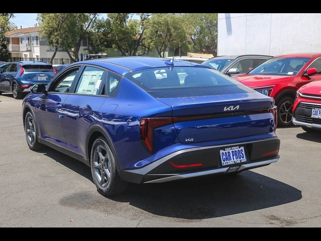 2026 Kia K4 LXS