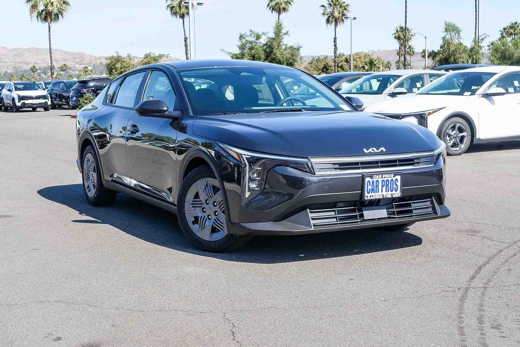 2026 Kia K4 LX