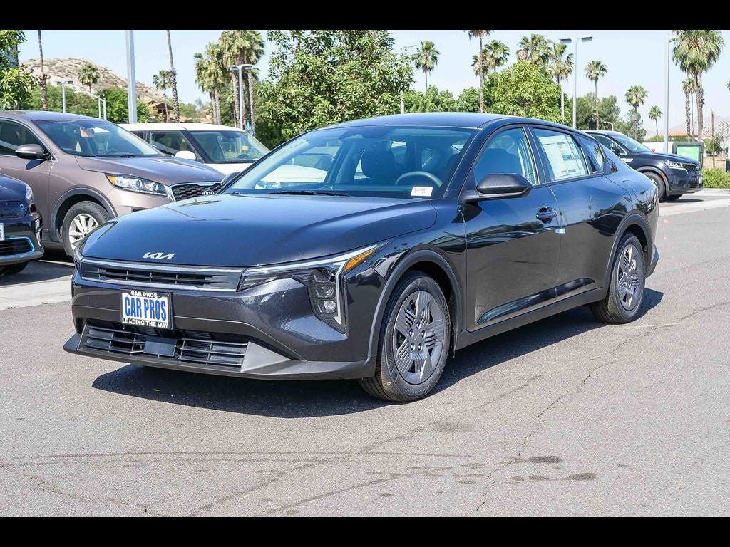 2026 Kia K4 LX