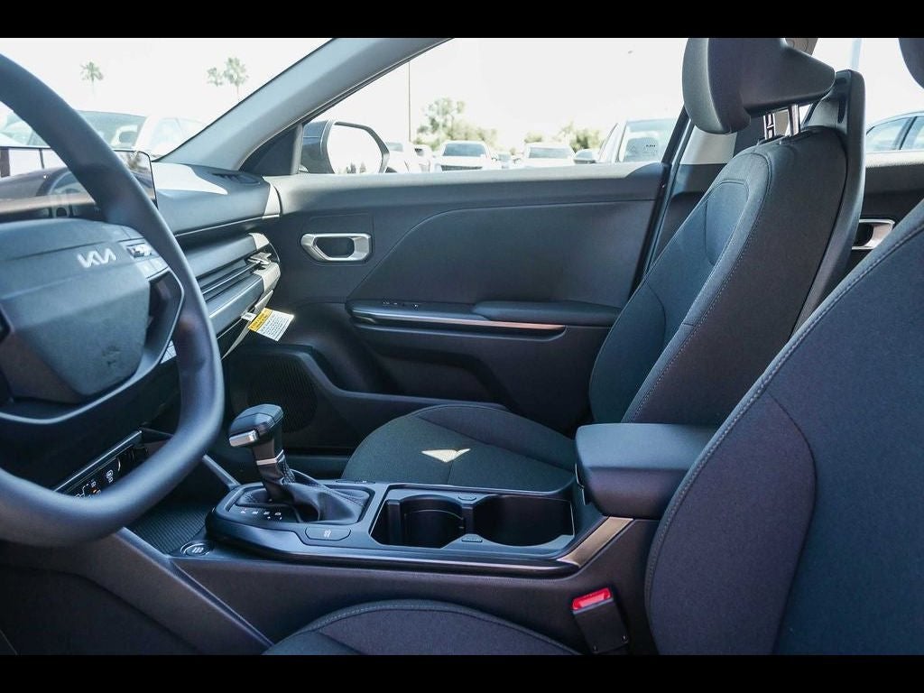 2026 Kia K4 LX
