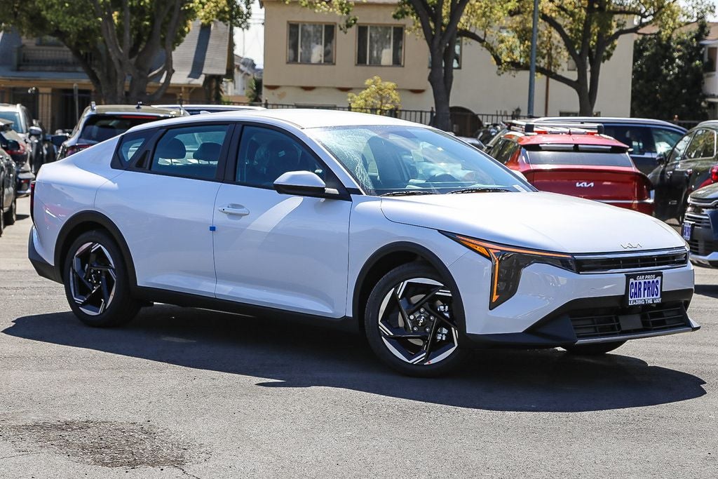 2026 Kia K4 EX