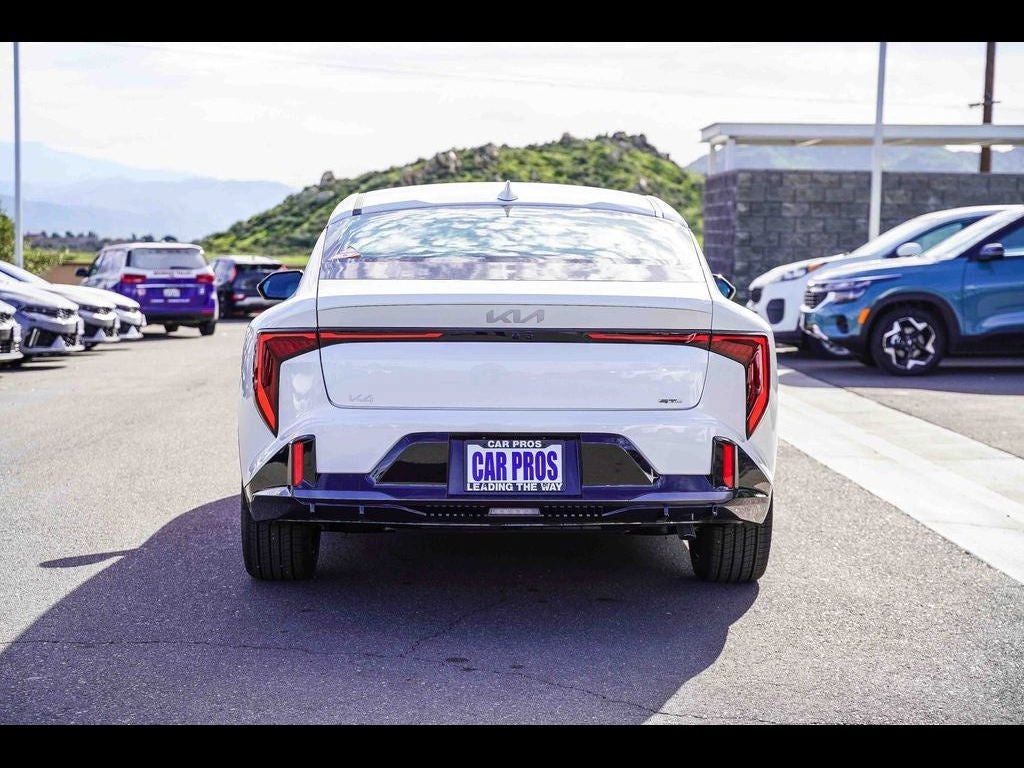 2026 Kia K4 GT-Line