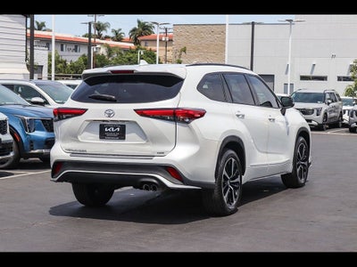 2022 Toyota Highlander XSE