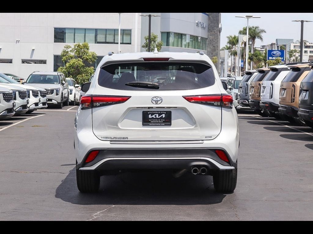 2022 Toyota Highlander XSE