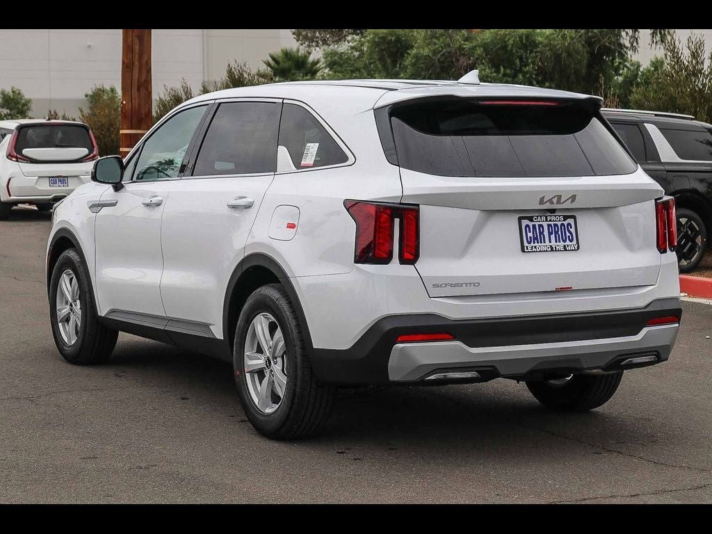 2026 Kia Sorento LX