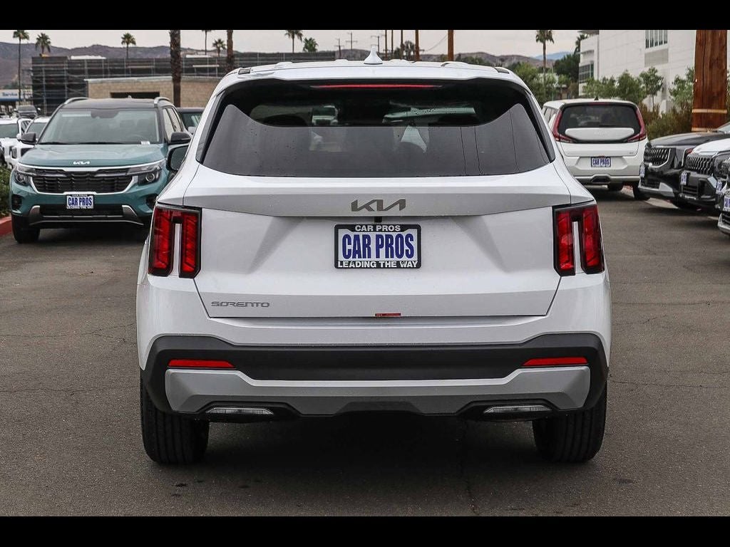 2026 Kia Sorento LX