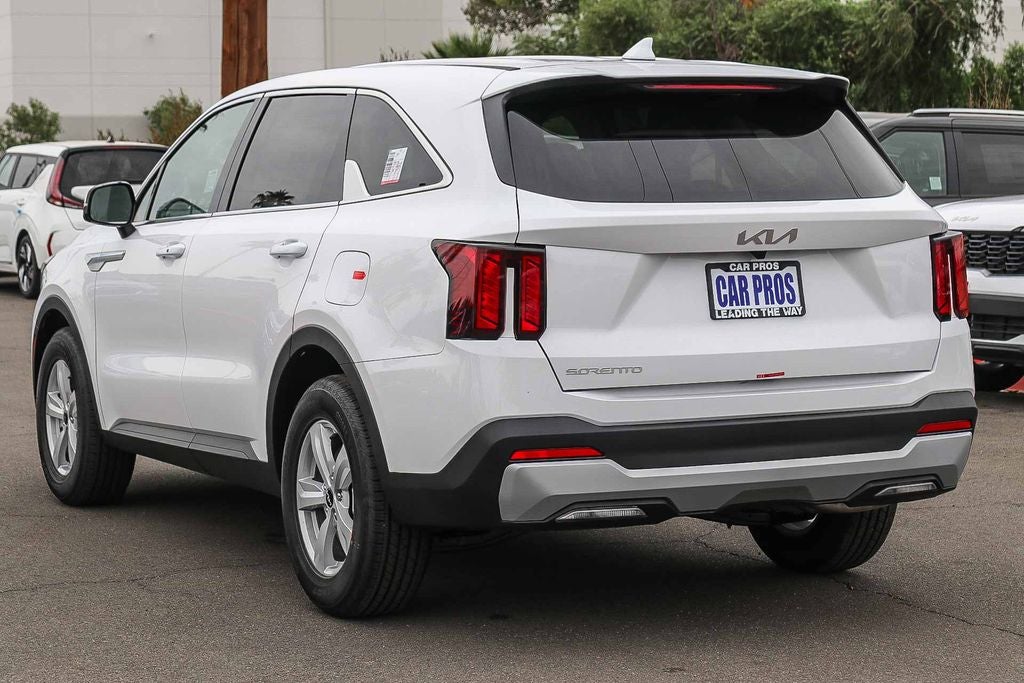 2026 Kia Sorento LX