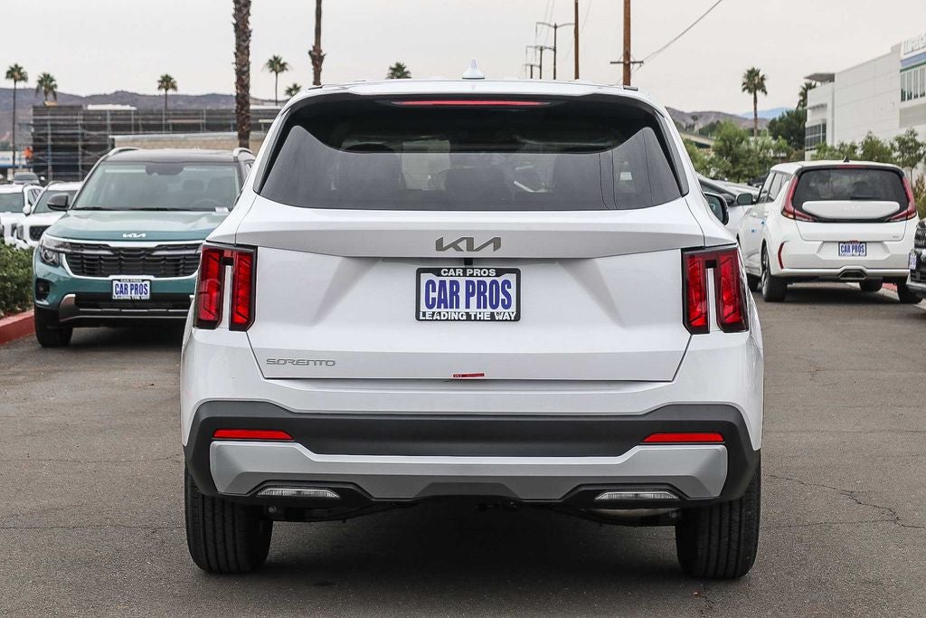 2026 Kia Sorento LX