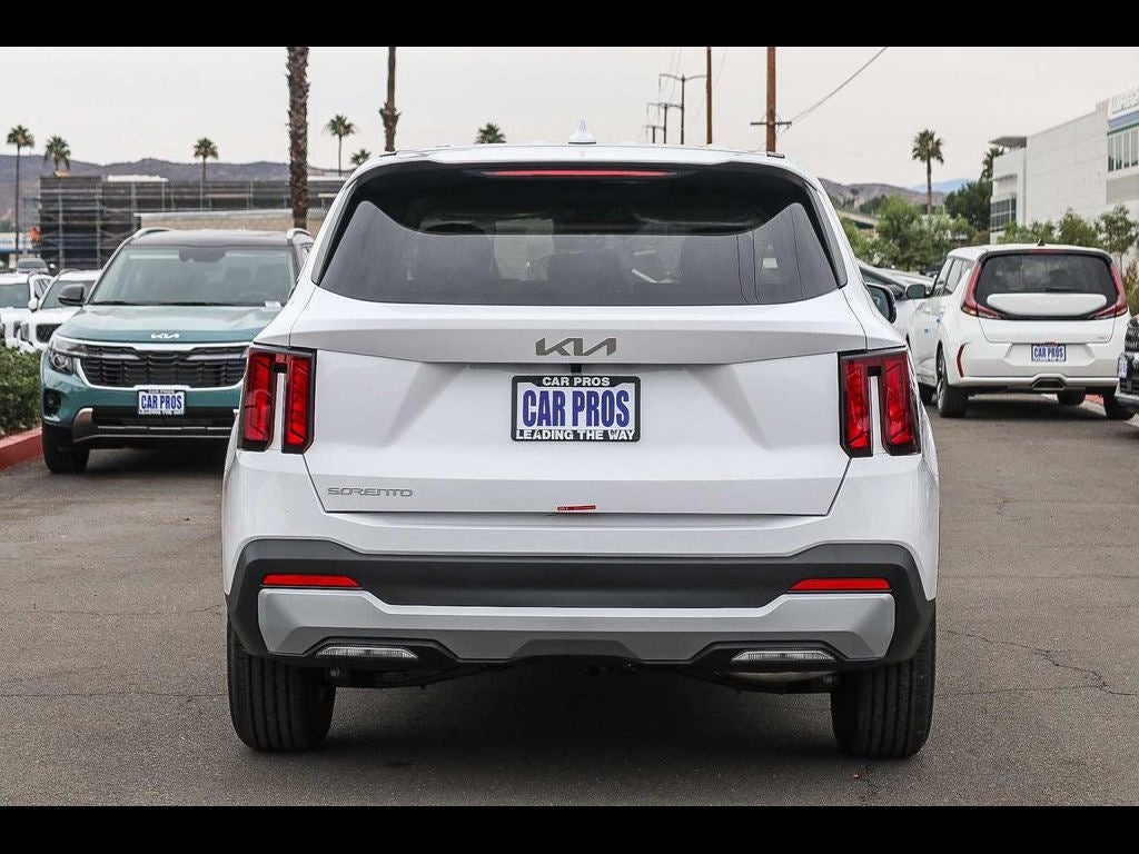 2026 Kia Sorento LX