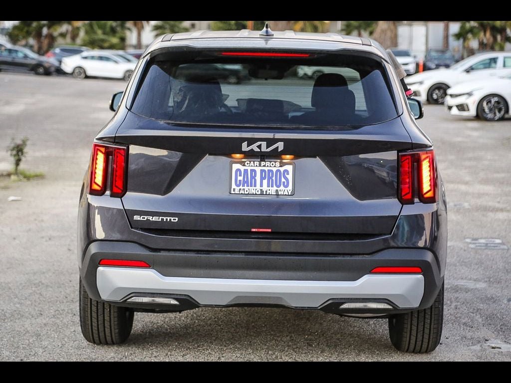 2026 Kia Sorento LX