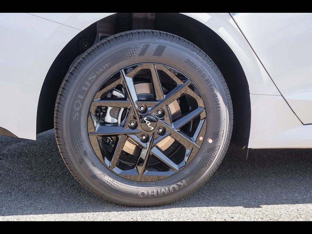2026 Kia K5 LXS