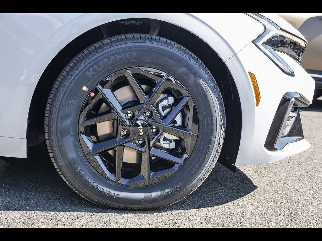 2026 Kia K5 LXS