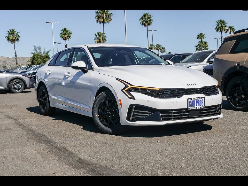 2026 Kia K5 LXS