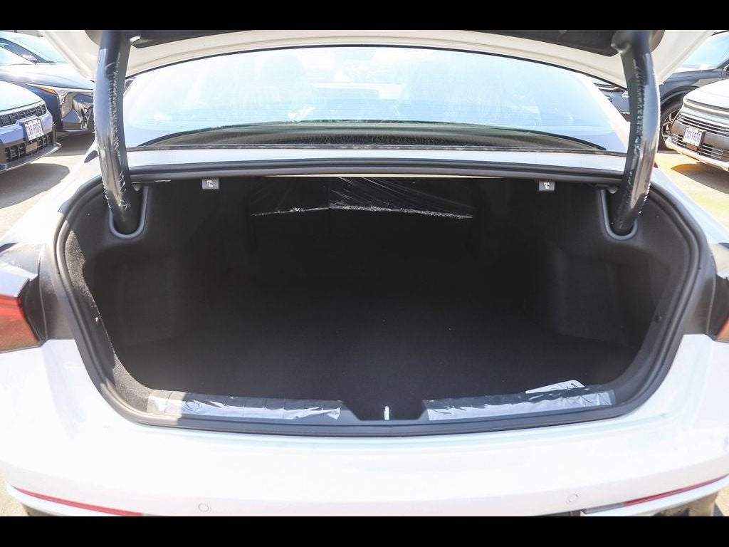 2026 Kia K5 GT-Line Gt Line Red Interior Packege