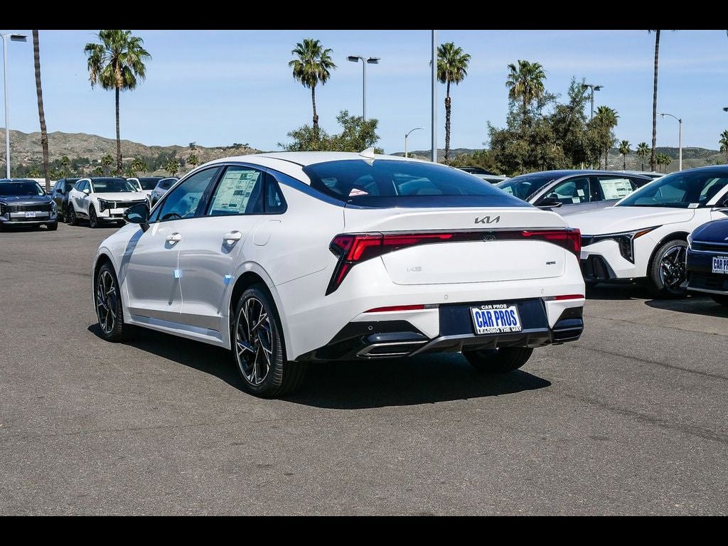 2026 Kia K5 GT-Line