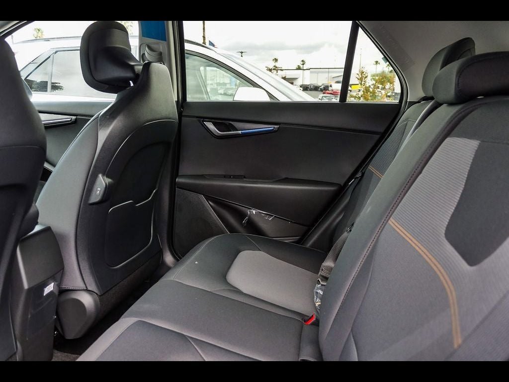 2026 Kia Niro LX