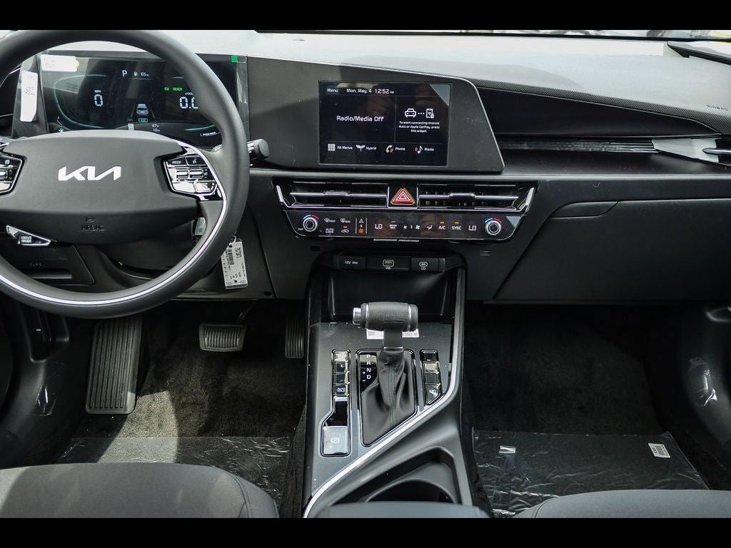 2026 Kia Niro LX