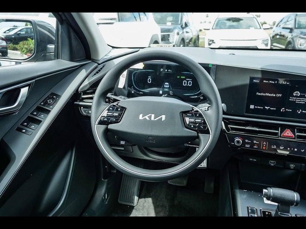 2026 Kia Niro LX