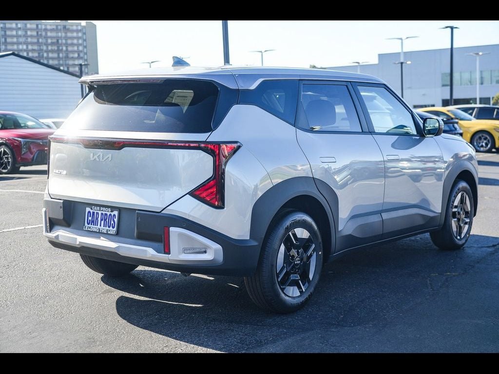 2027 Kia Seltos LX