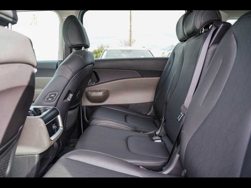 2026 Kia Carnival MPV EX