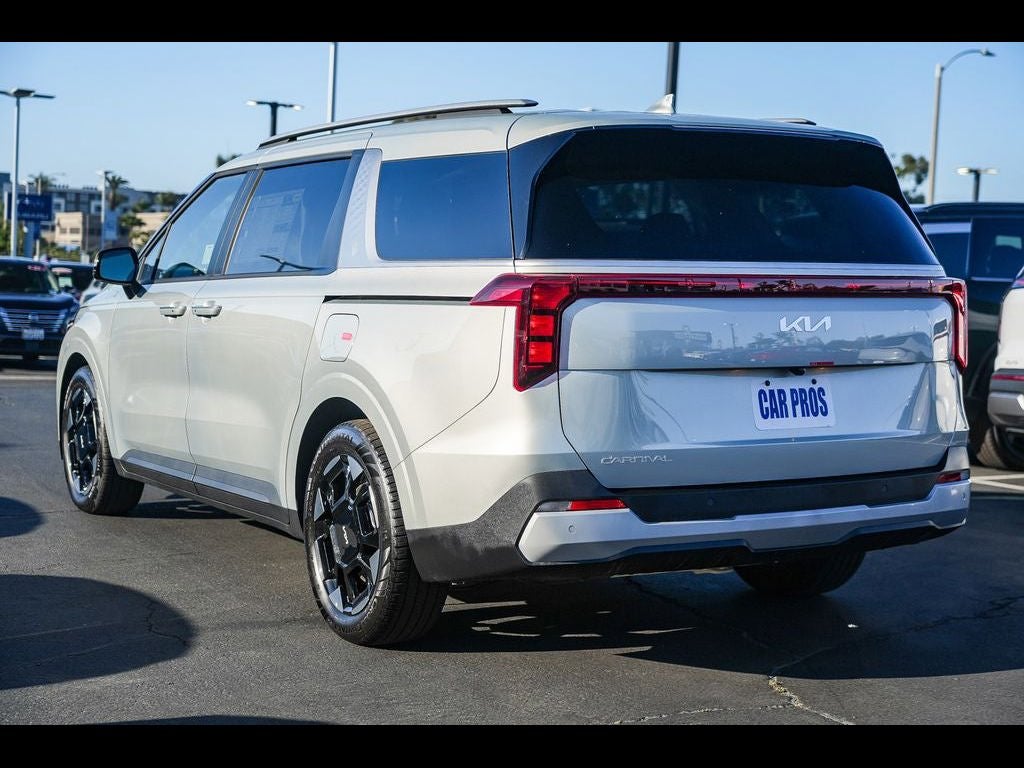 2026 Kia Carnival EX