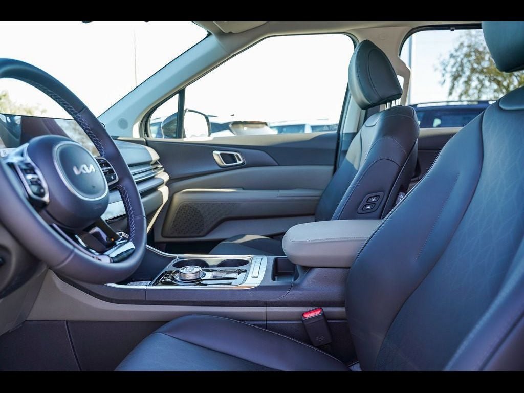 2026 Kia Carnival Hybrid EX
