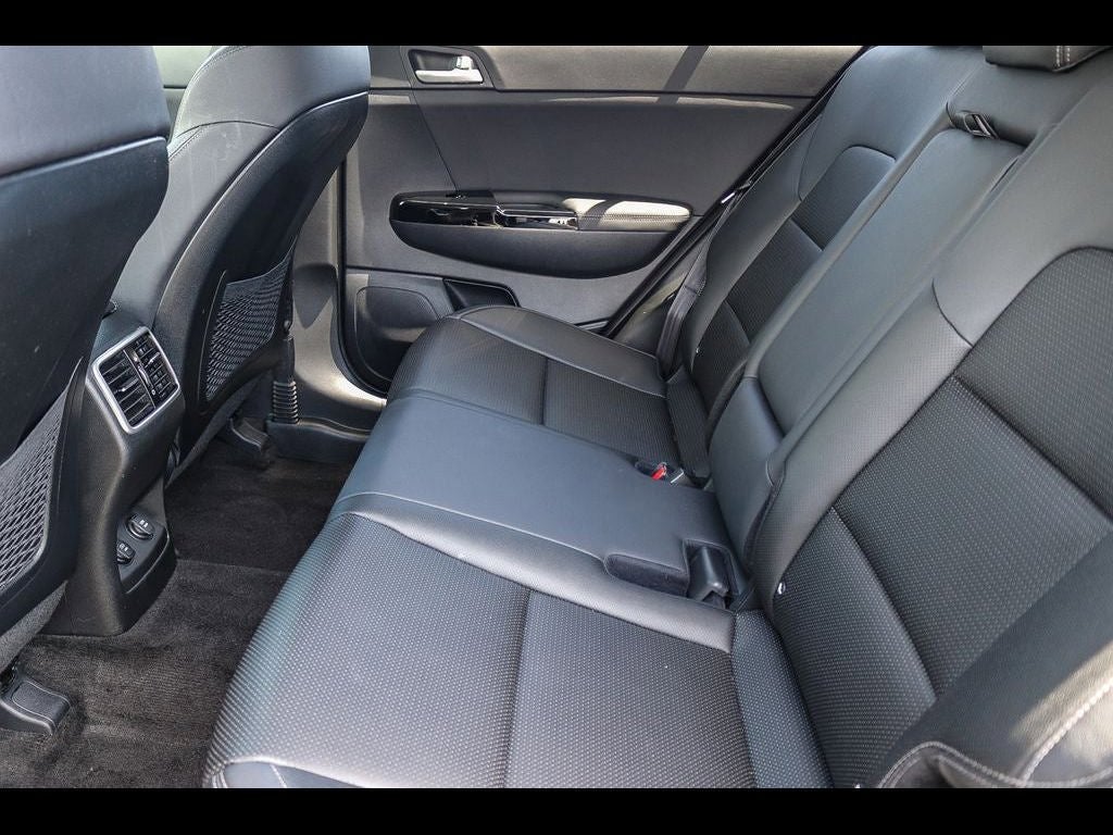 2022 Kia Sportage EX