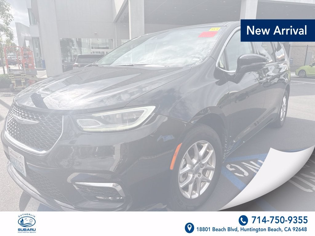 2024 Chrysler Pacifica Touring L