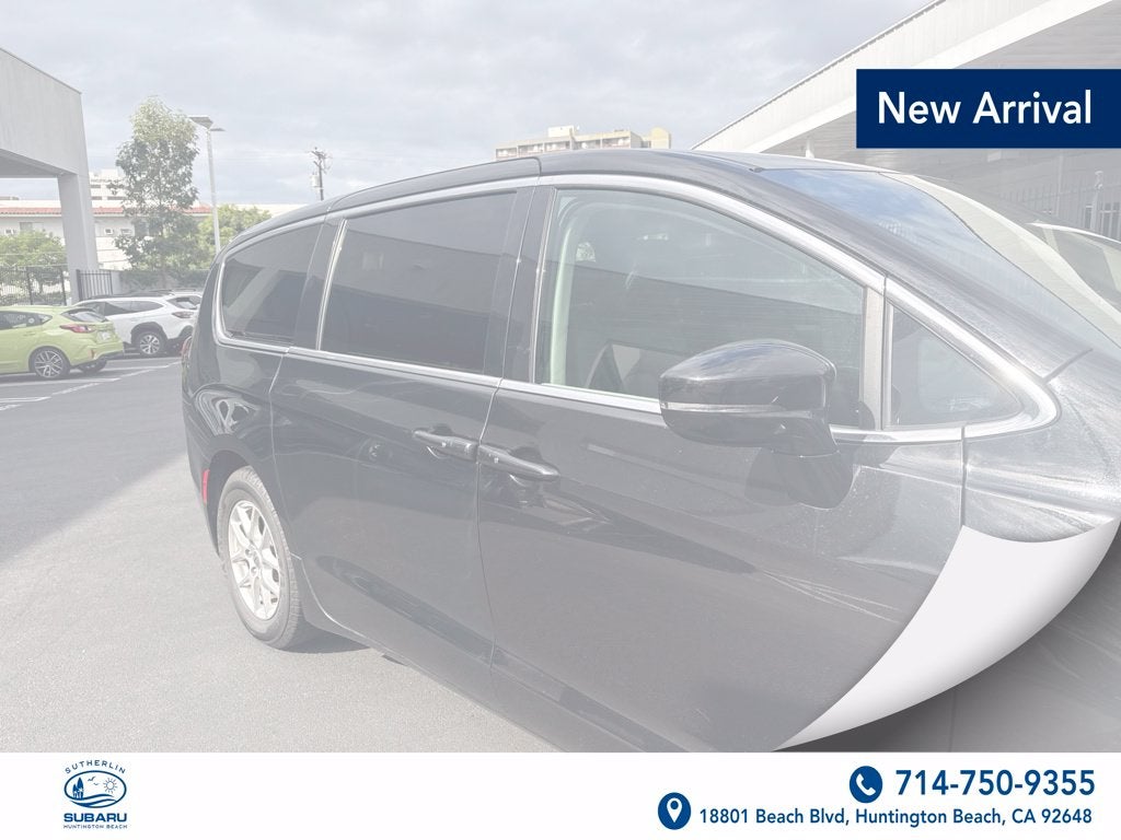 2024 Chrysler Pacifica Touring L