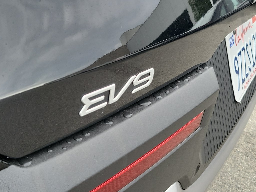 2026 Kia EV9 Wind