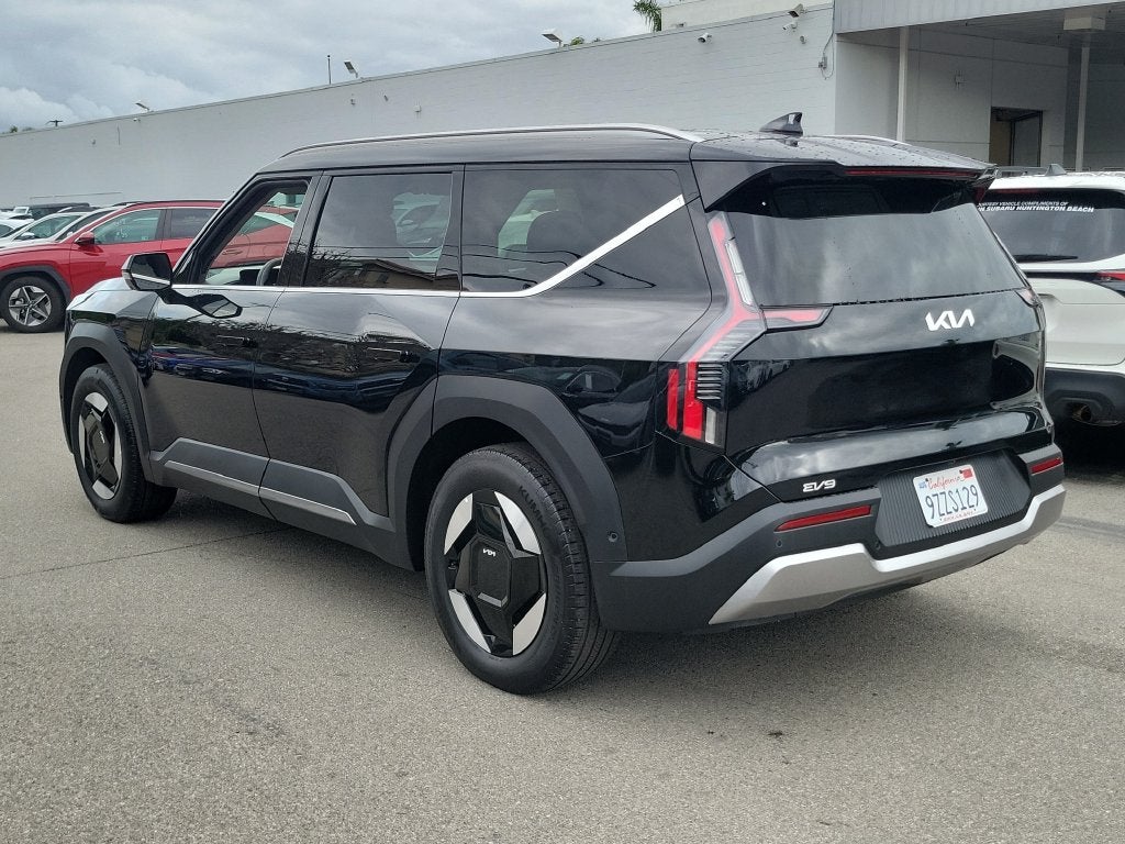 2026 Kia EV9 Wind