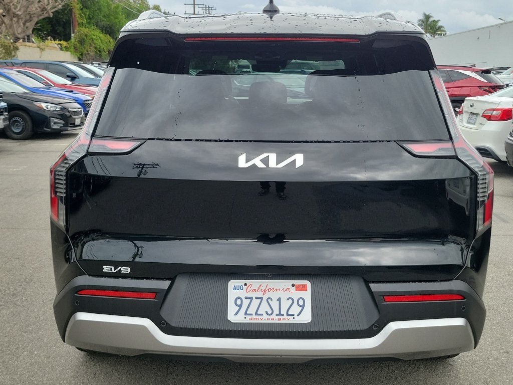 2026 Kia EV9 Wind
