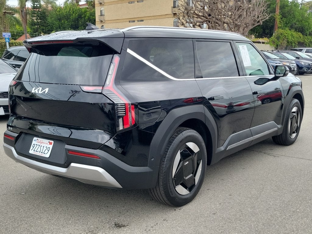 2026 Kia EV9 Wind