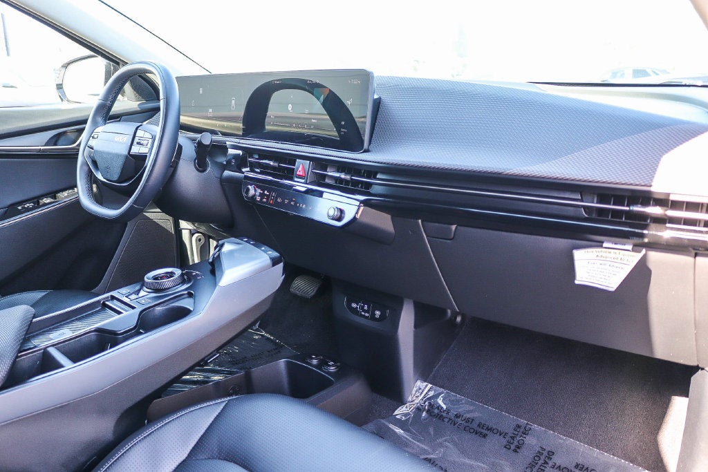 2025 Kia EV6 Wind