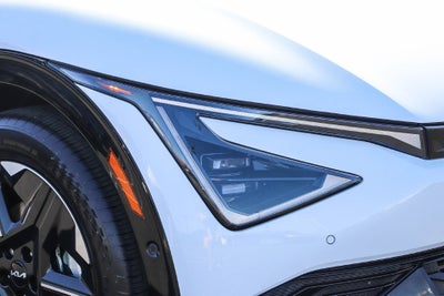 2025 Kia EV6 Wind