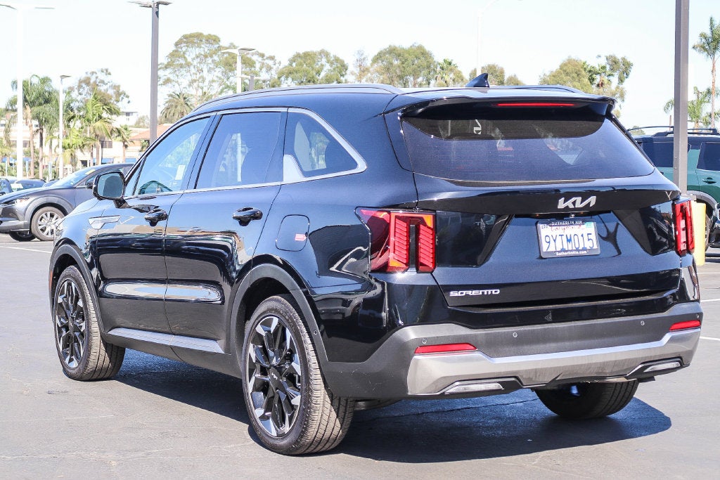 2025 Kia Sorento SX