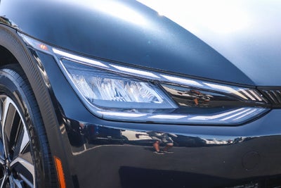 2024 Kia EV6 Light