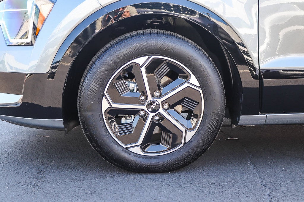 2025 Kia Niro SX