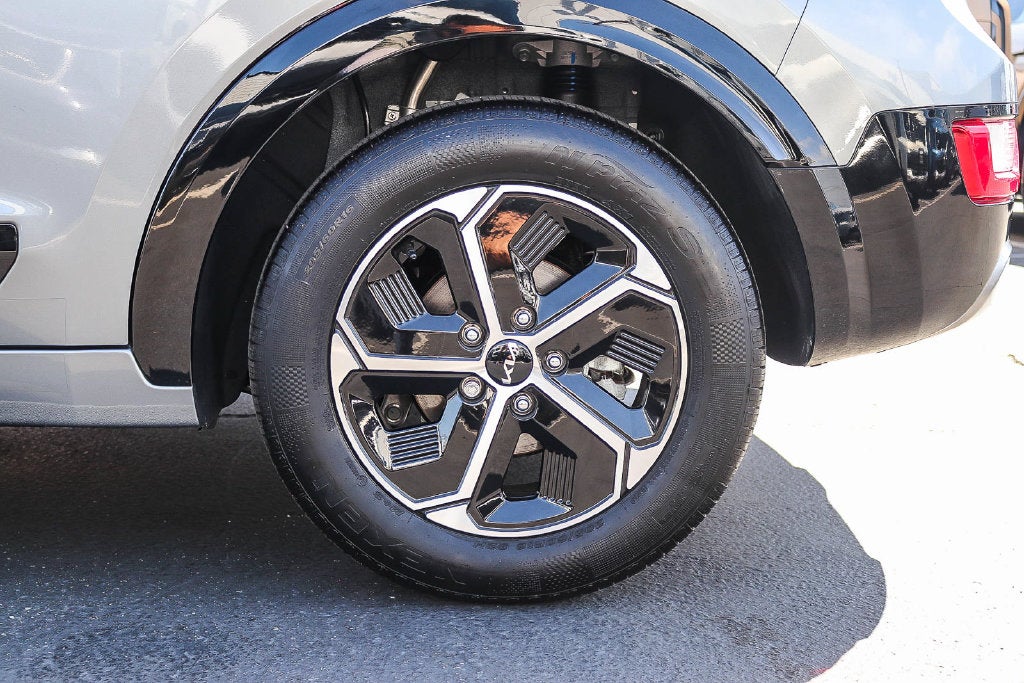 2025 Kia Niro SX