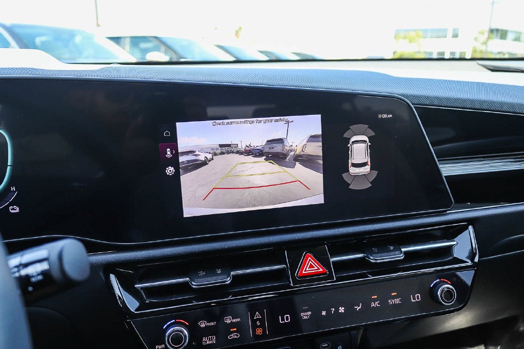 2025 Kia Niro SX