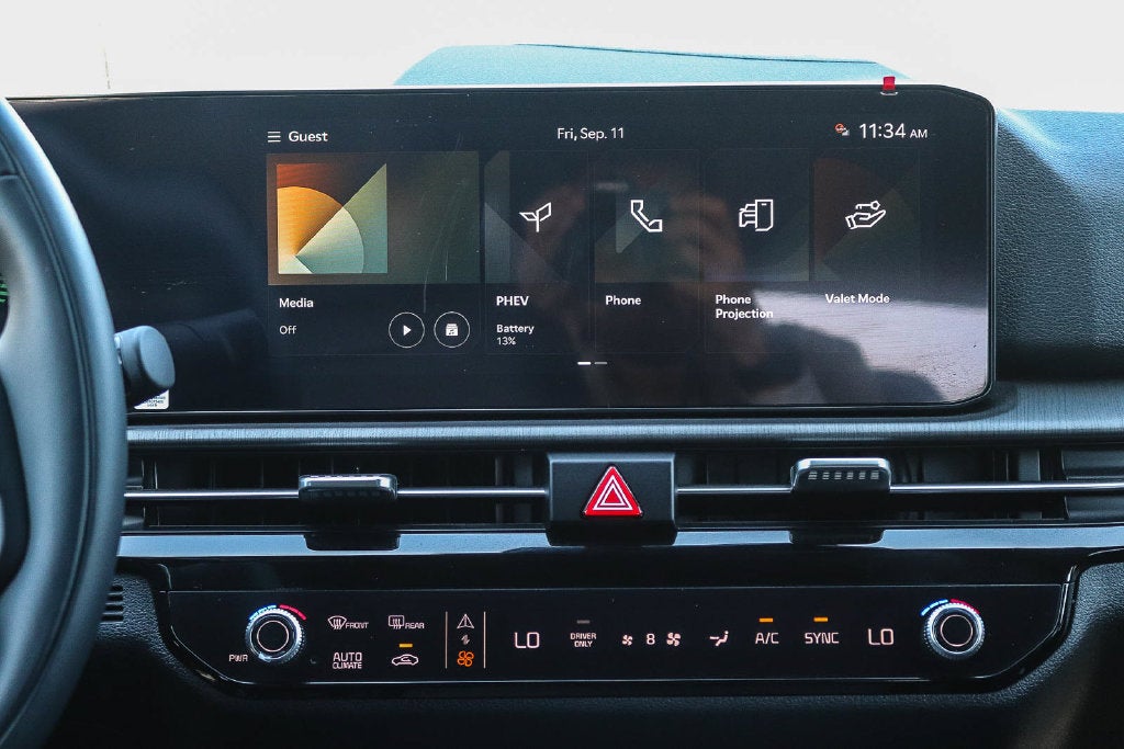 2026 Kia Sportage Plug-In Hybrid X-Line