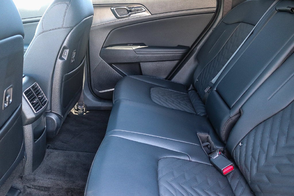2026 Kia Sportage Plug-In Hybrid X-Line
