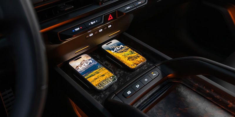 2027 Kia Telluride interior with dual wireless phone charging